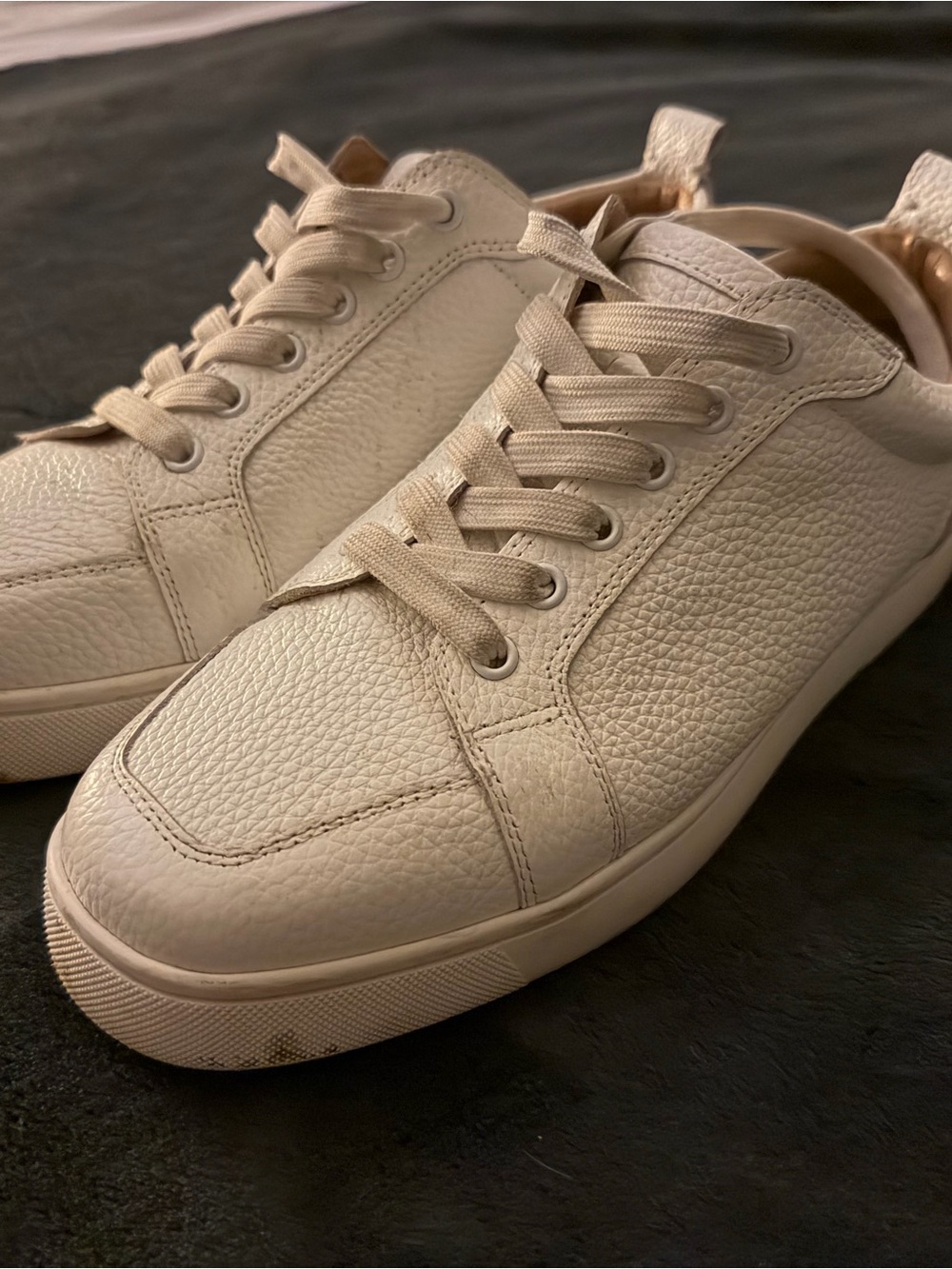 Used louboutin Sneakers